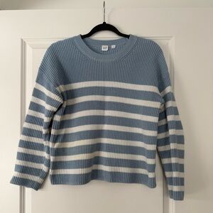 GAP Women's Striped Blue and Cream Sweater